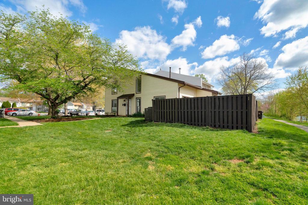238 Greenfield Ct