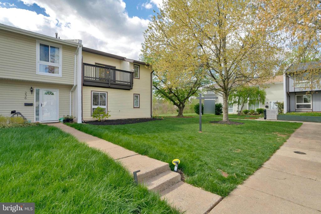 238 Greenfield Ct