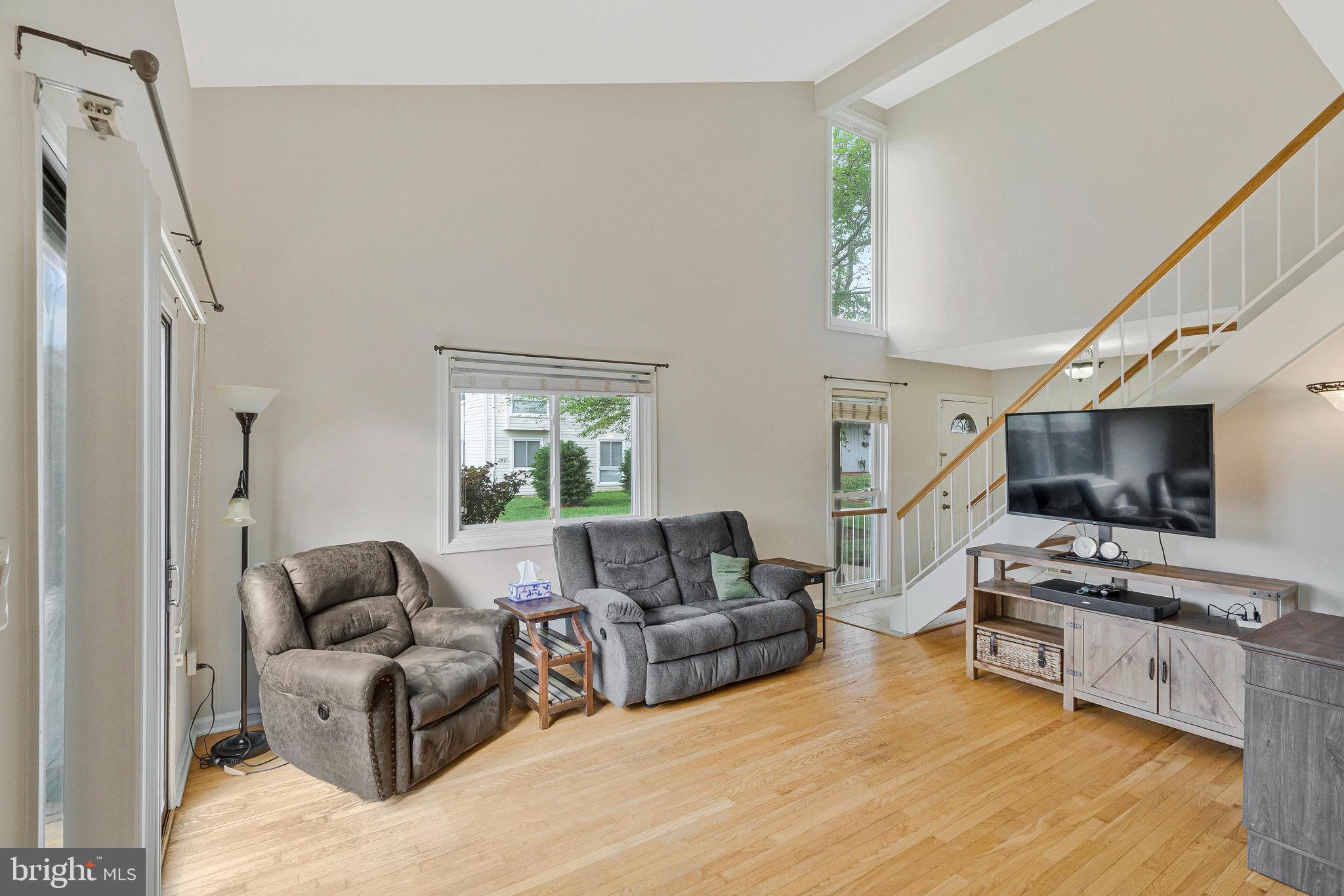 238 Greenfield Ct