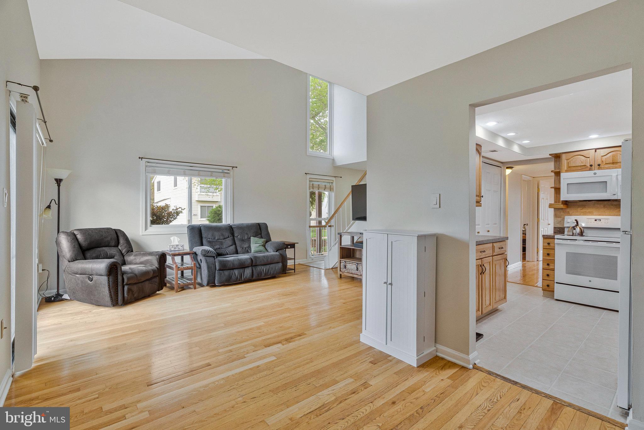238 Greenfield Ct