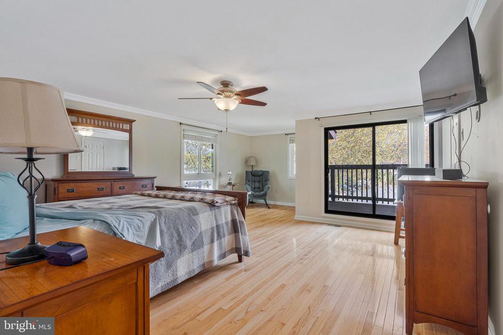 238 Greenfield Ct