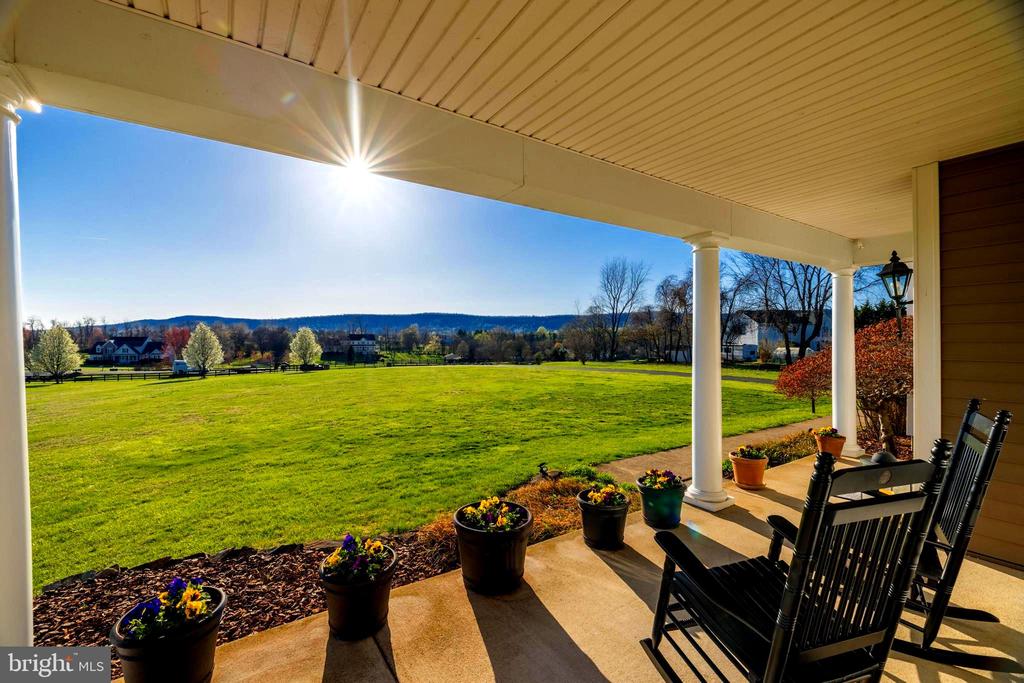 13662 Old Springhouse Ct
