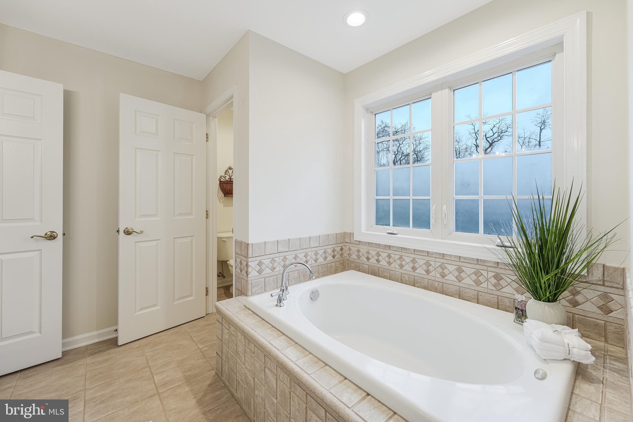 13662 Old Springhouse Ct