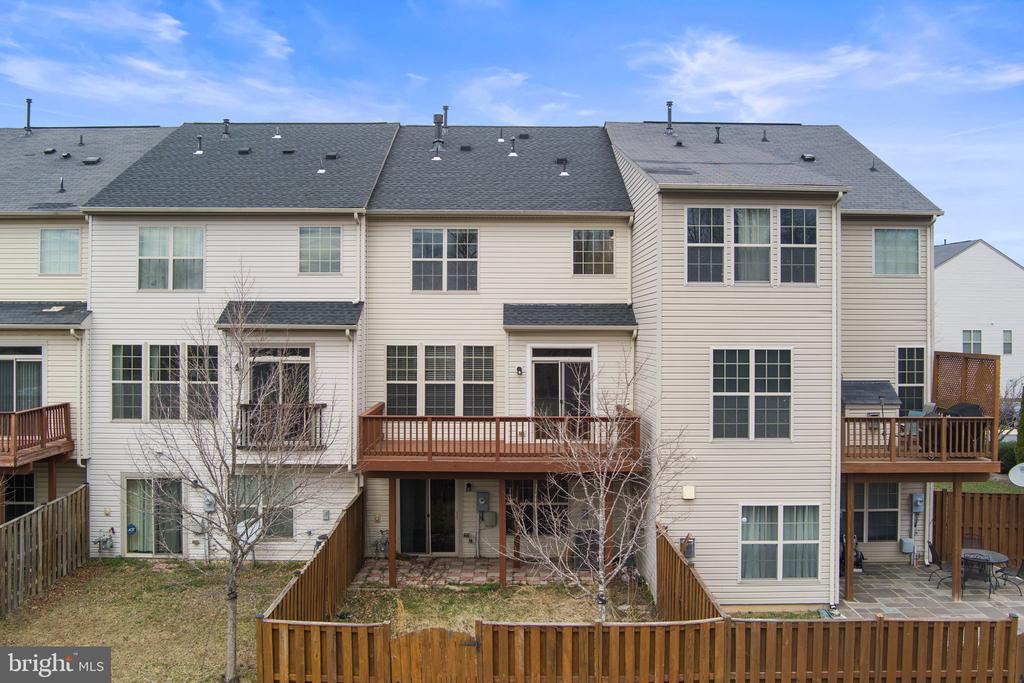 42599 CHISHOLM DR