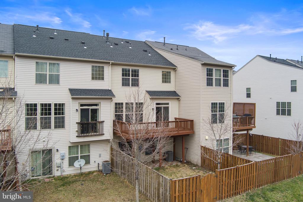 42599 CHISHOLM DR