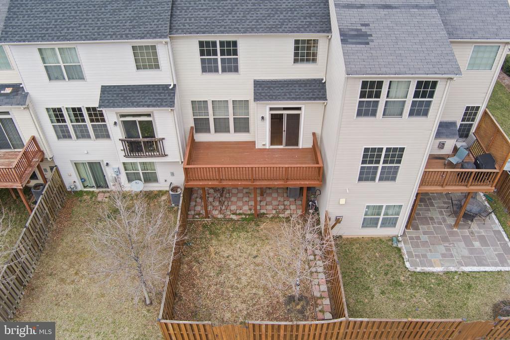 42599 CHISHOLM DR