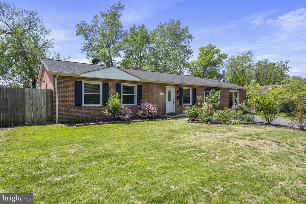 603 W Church Rd