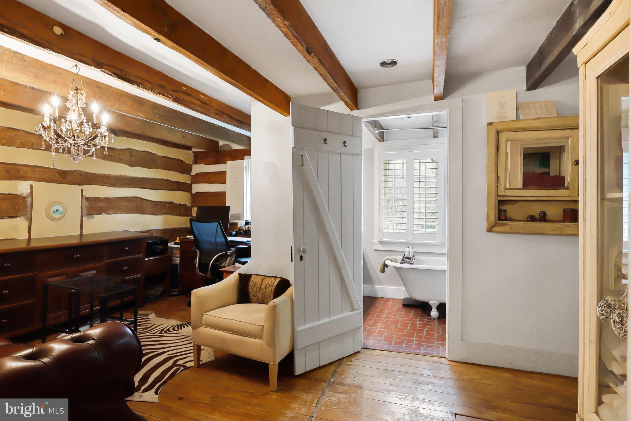 37275 Charles Town