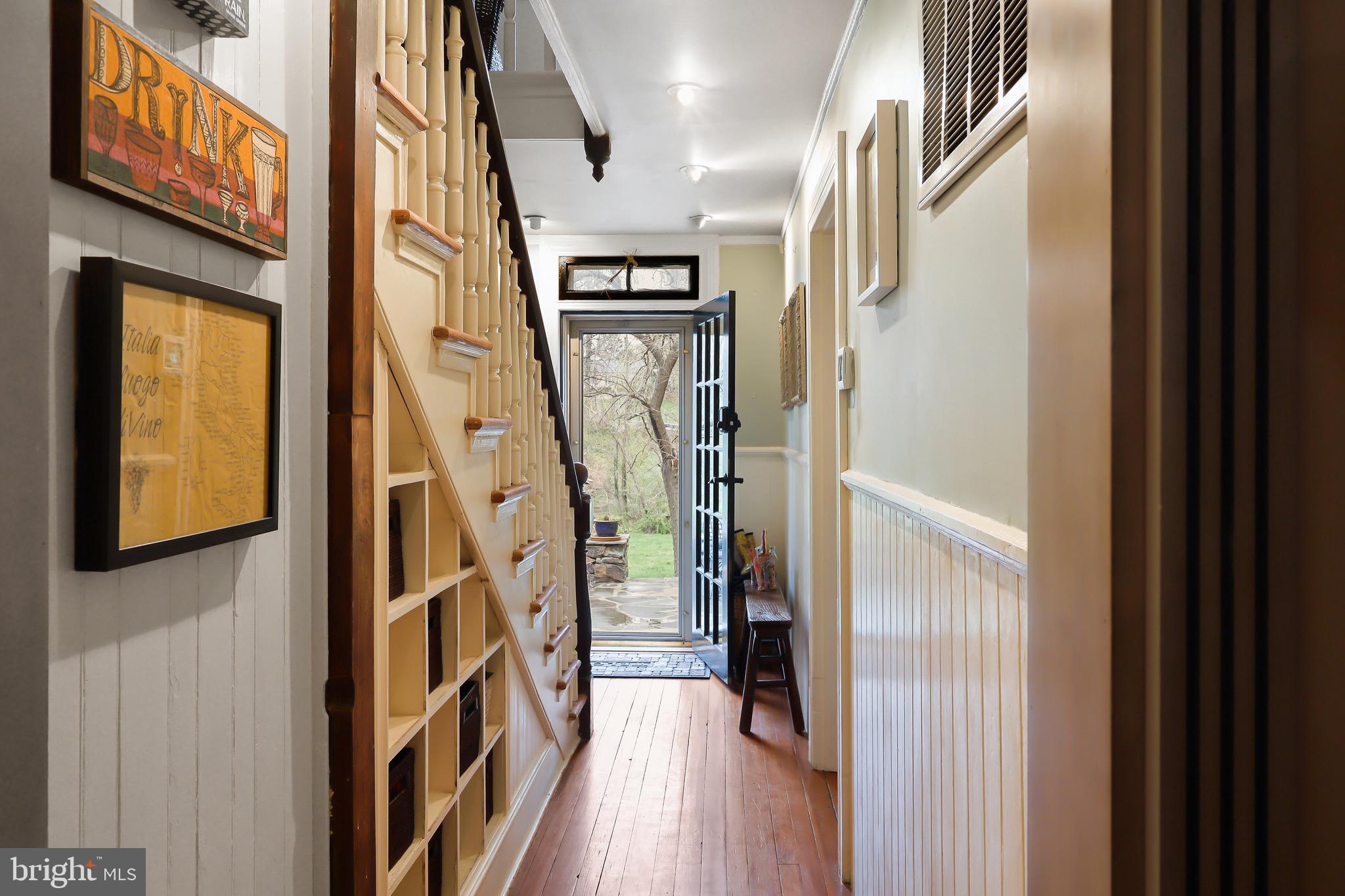 37275 Charles Town