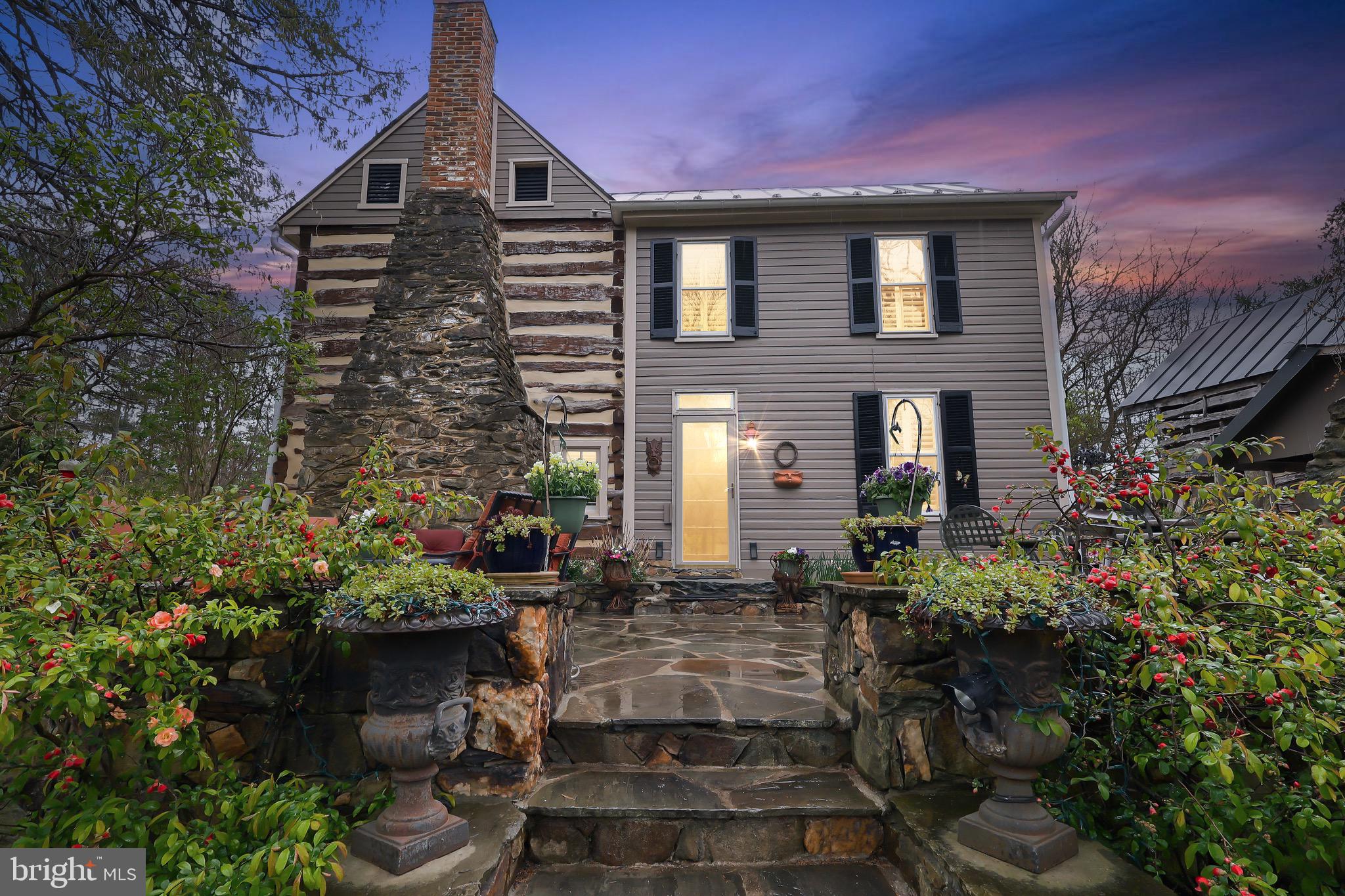 37275 Charles Town