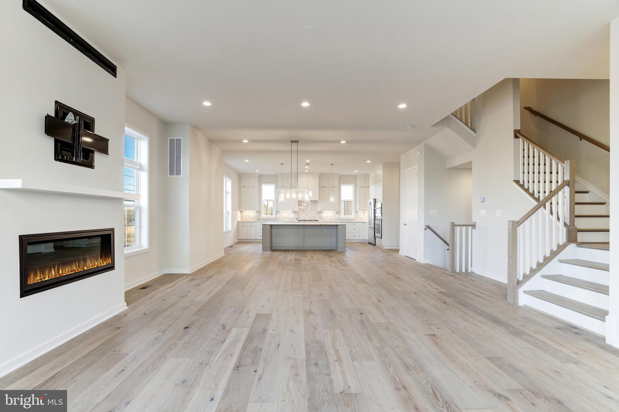 43920 LUDWELL FARM SQ