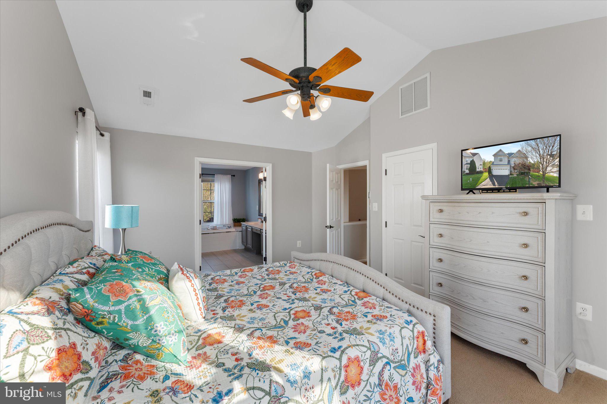 1248 Barksdale Dr NE