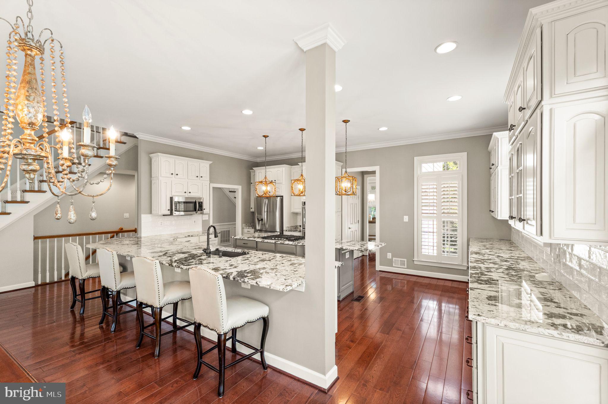 43005 Running Ridge Way