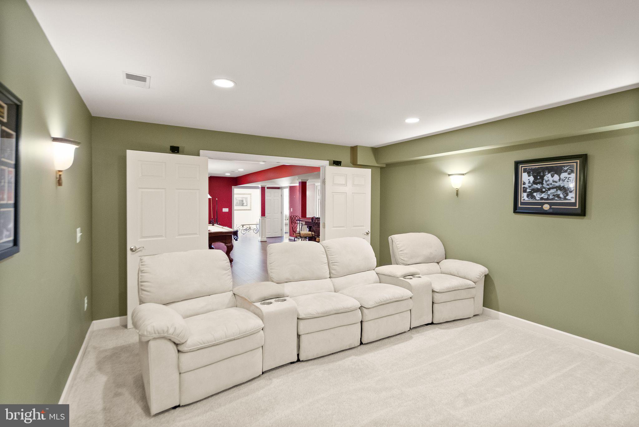 43005 Running Ridge Way