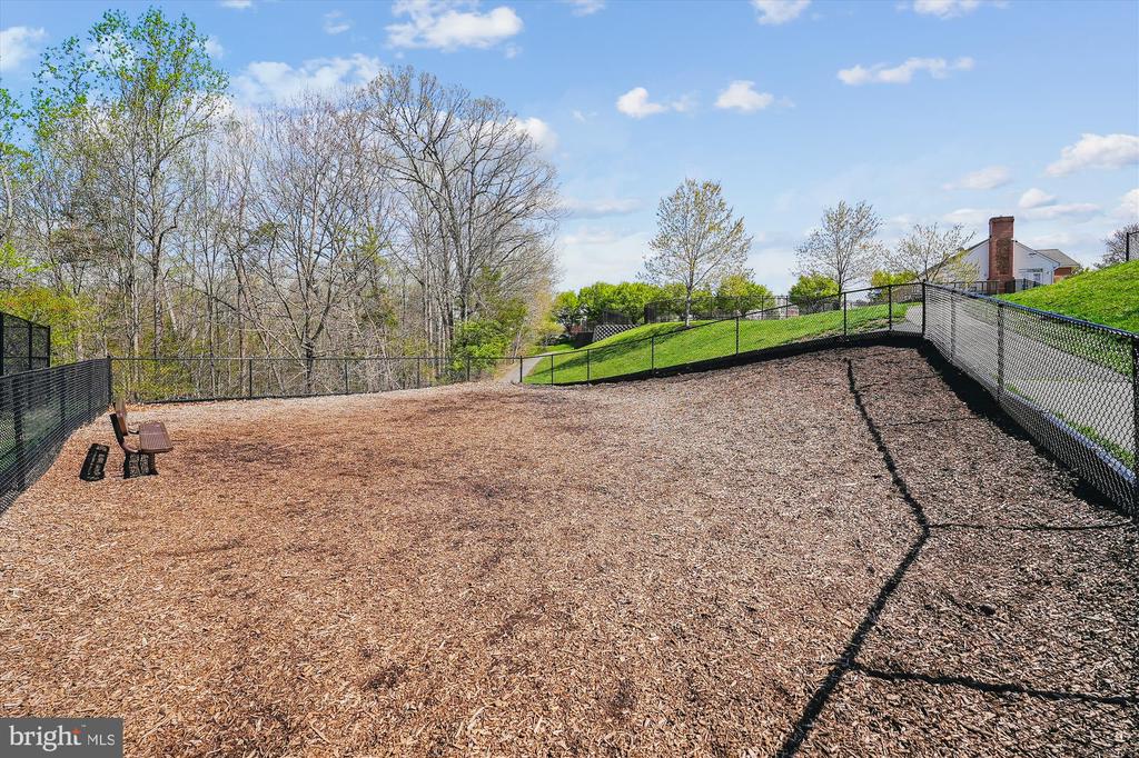 47348 Blackwater Falls Ter