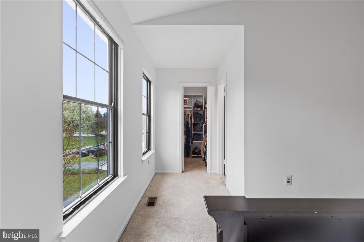3 Newland Ct