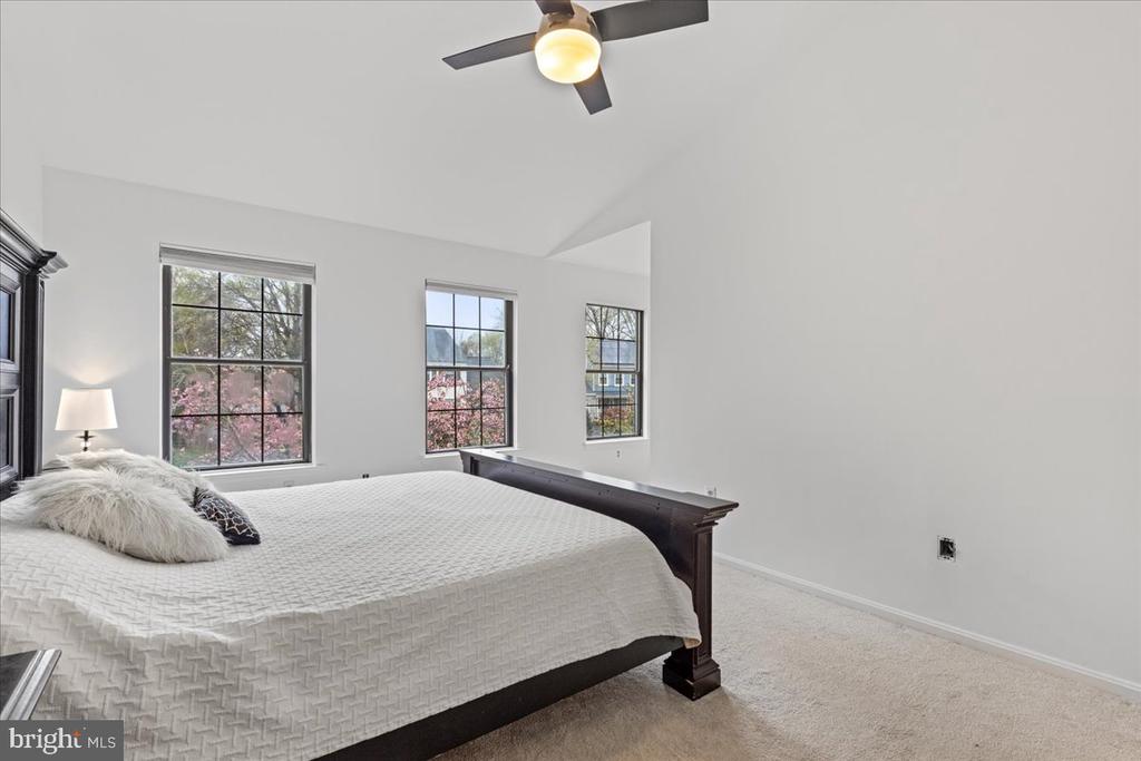 3 Newland Ct