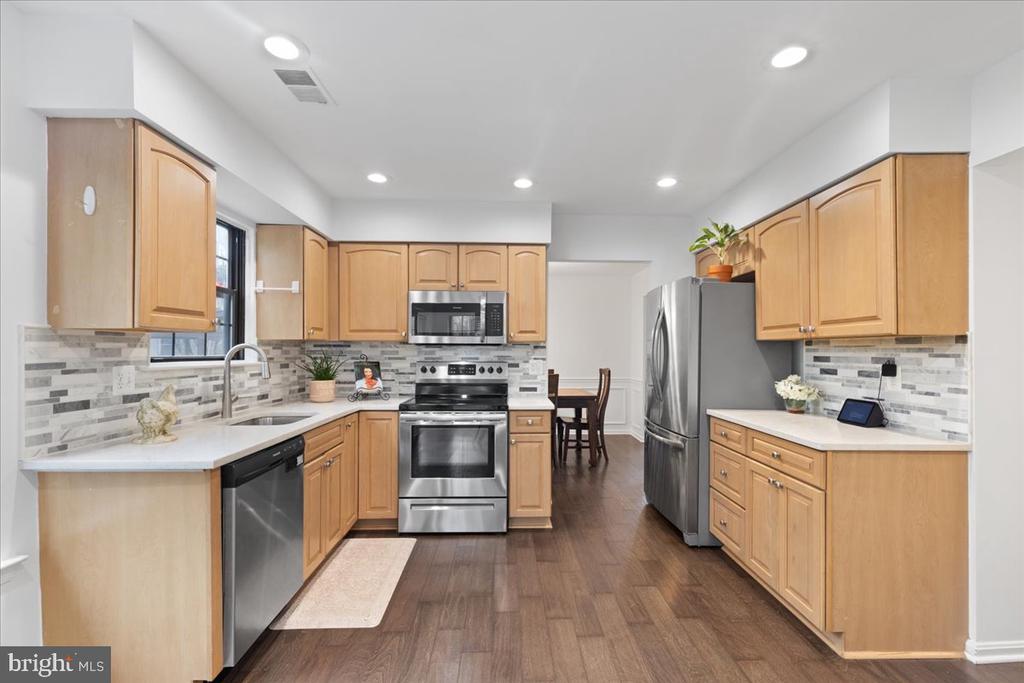 3 Newland Ct