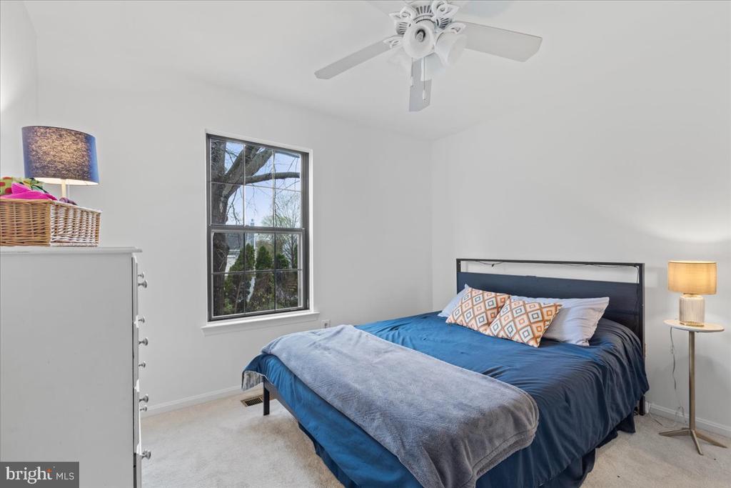 3 Newland Ct