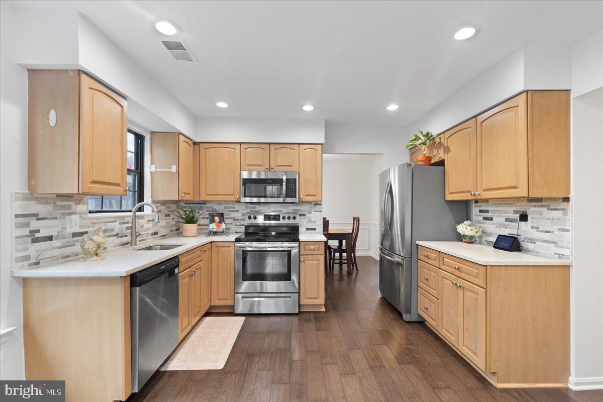 3 Newland Ct