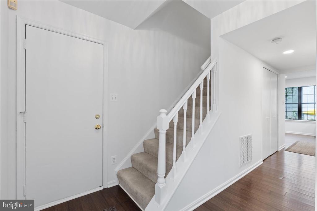 3 Newland Ct