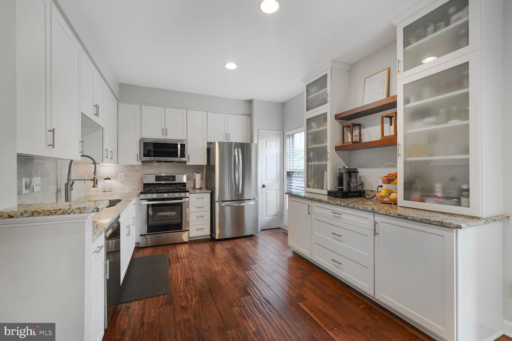 43311 Chokeberry Sq