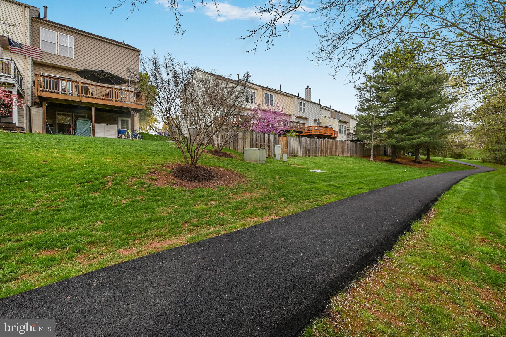 43311 Chokeberry Sq