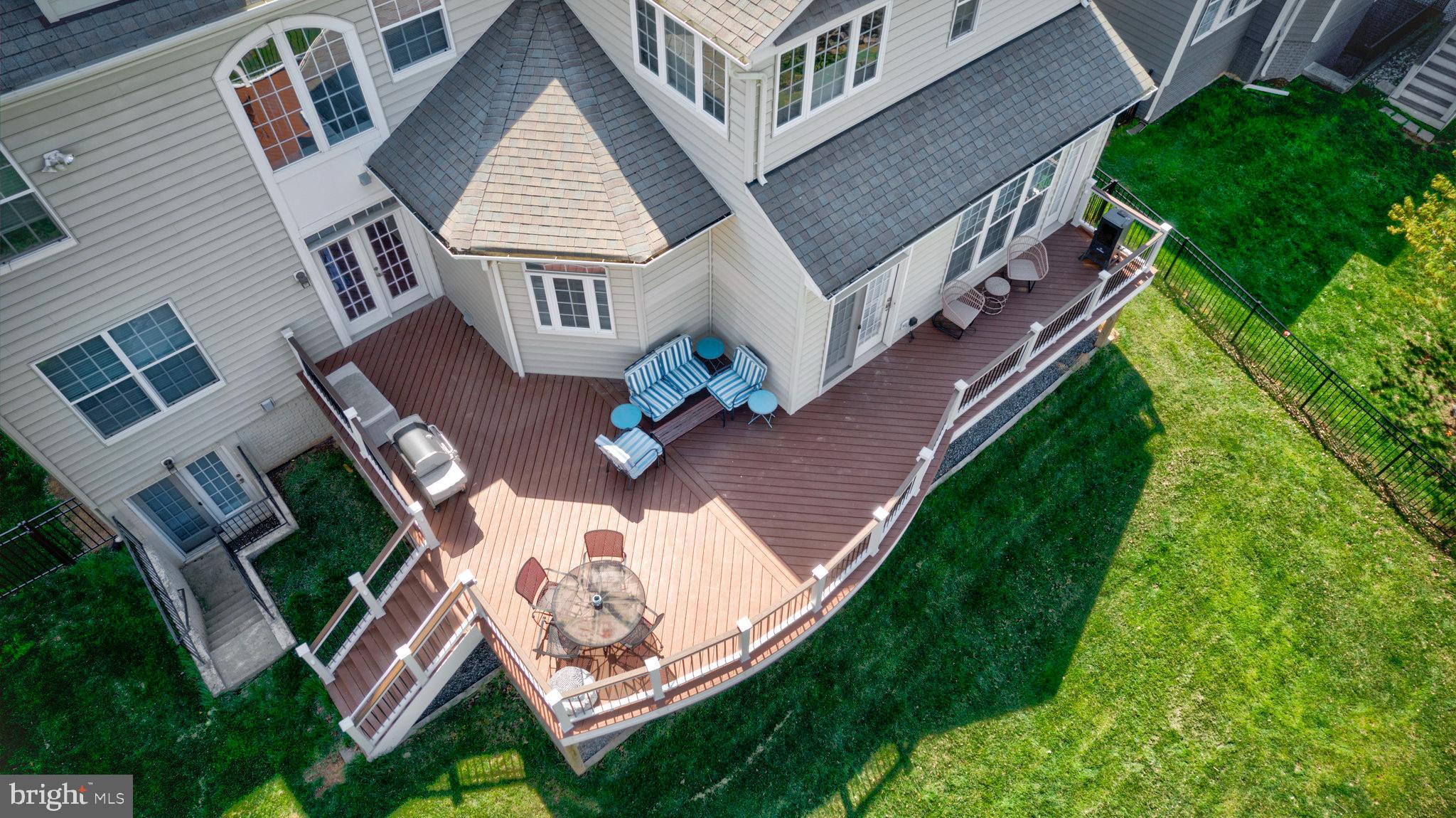 44136 Riverpoint Dr