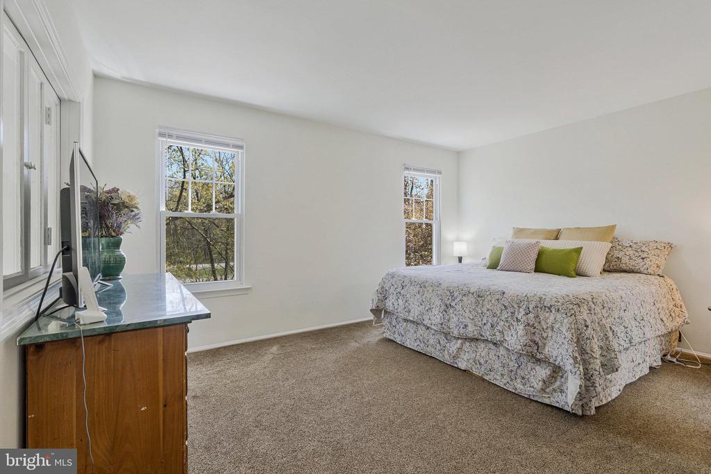 36 Ferguson Ct