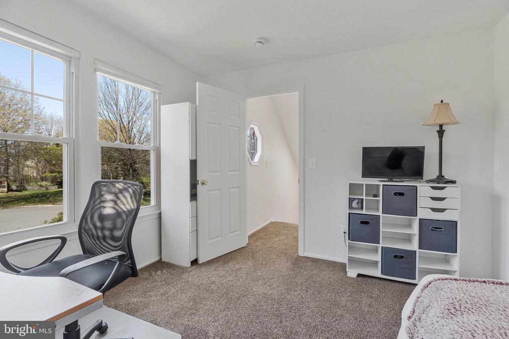 36 Ferguson Ct