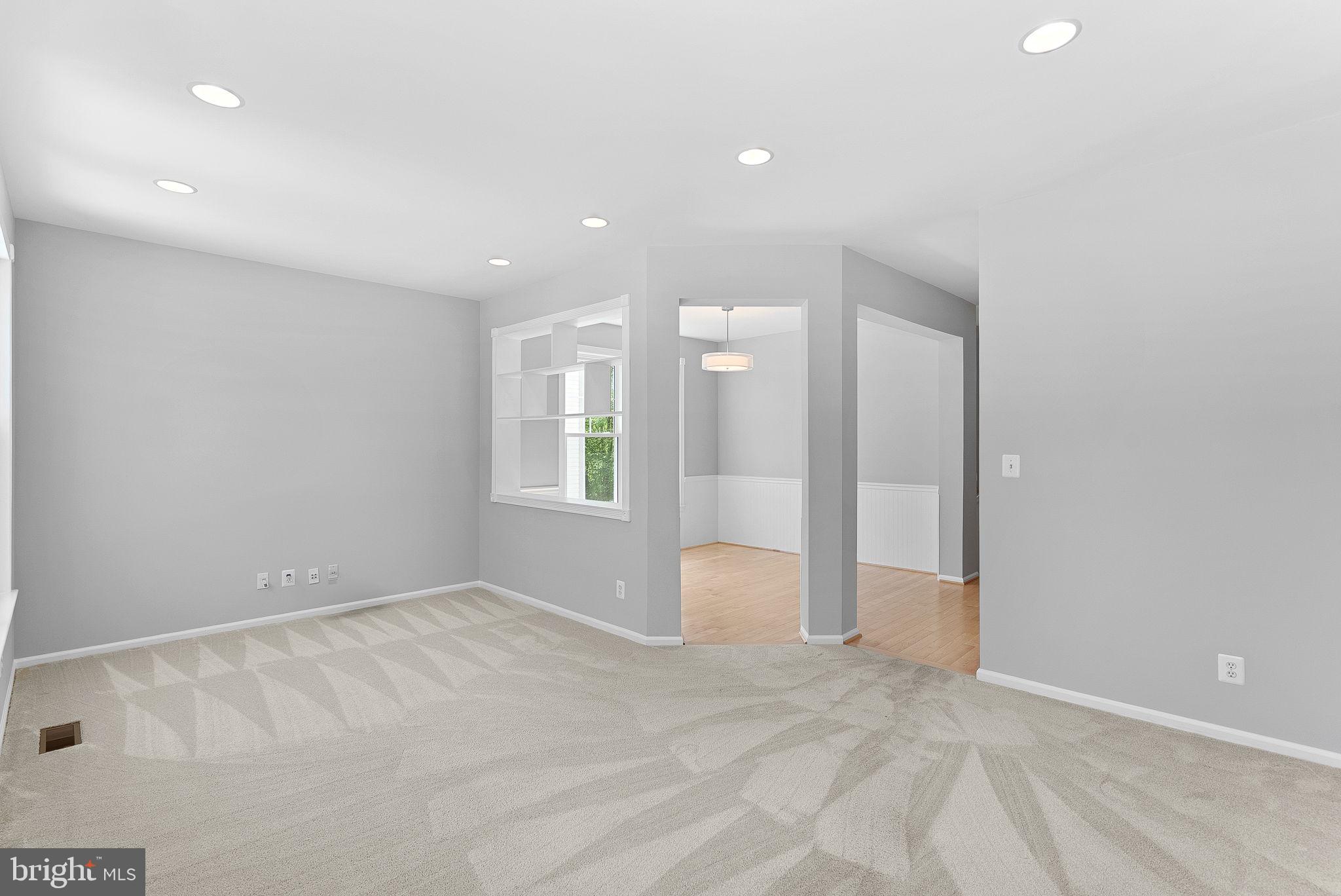 43139 Huntsman Sq