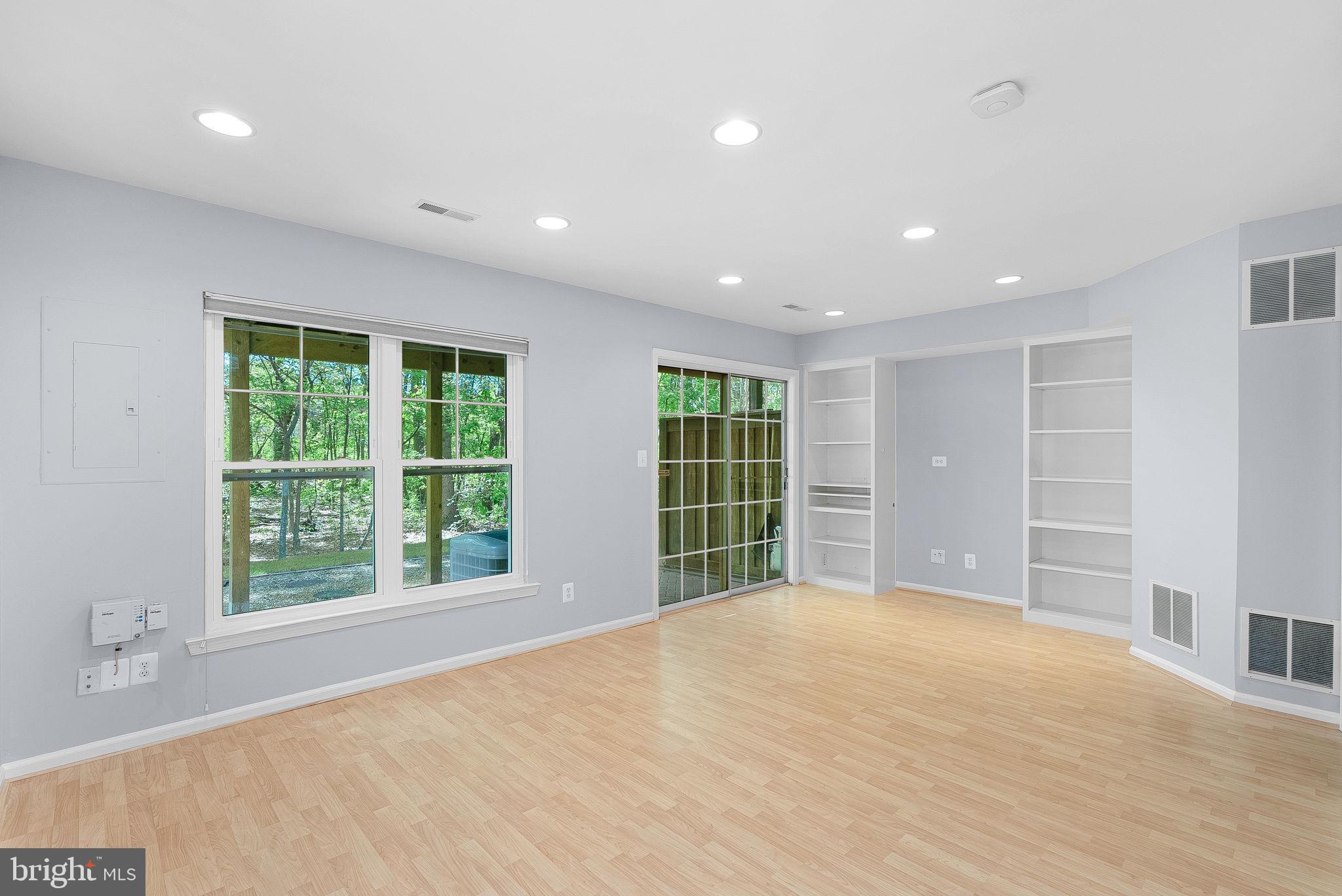 43139 Huntsman Sq