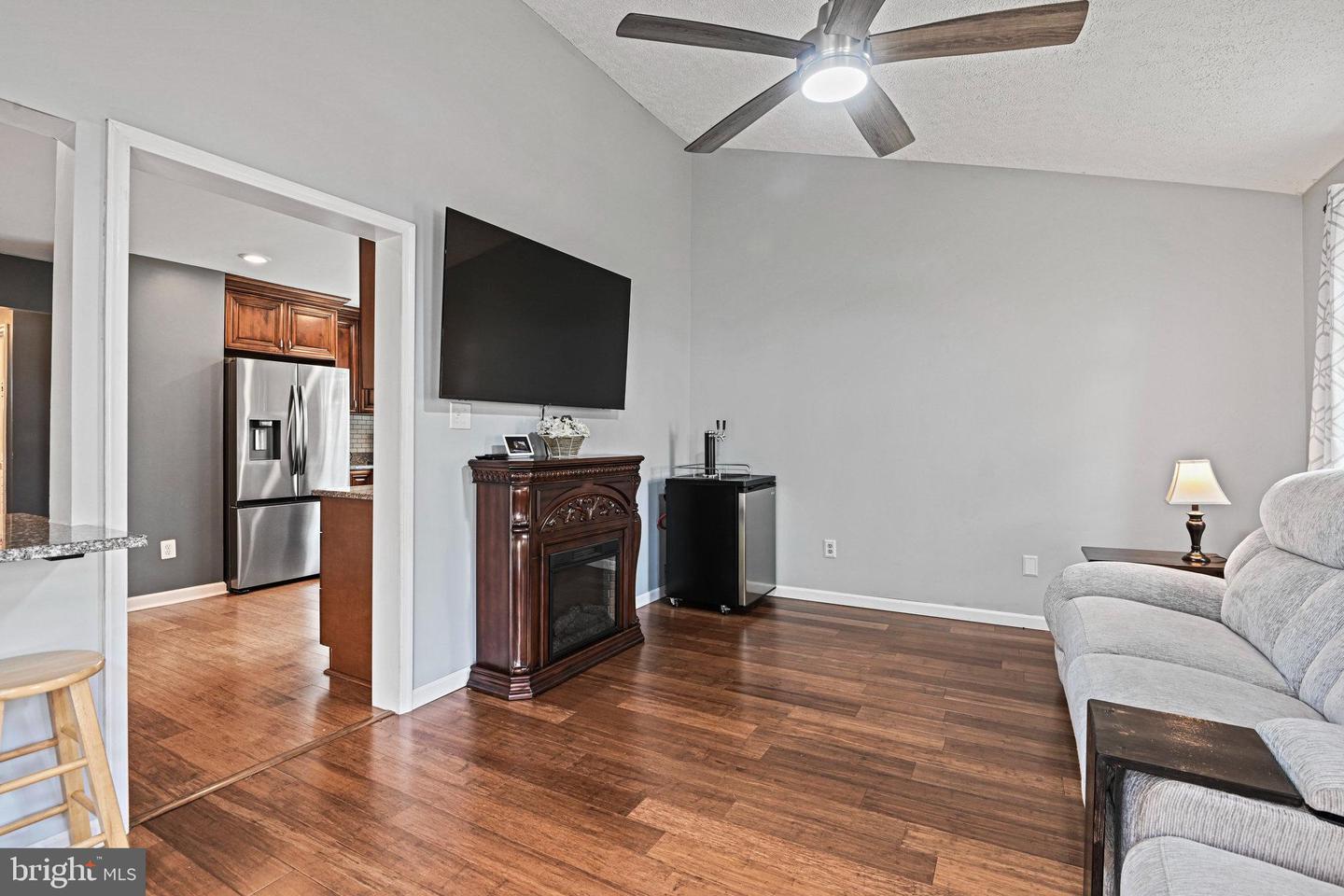 10 Jeremy Ct