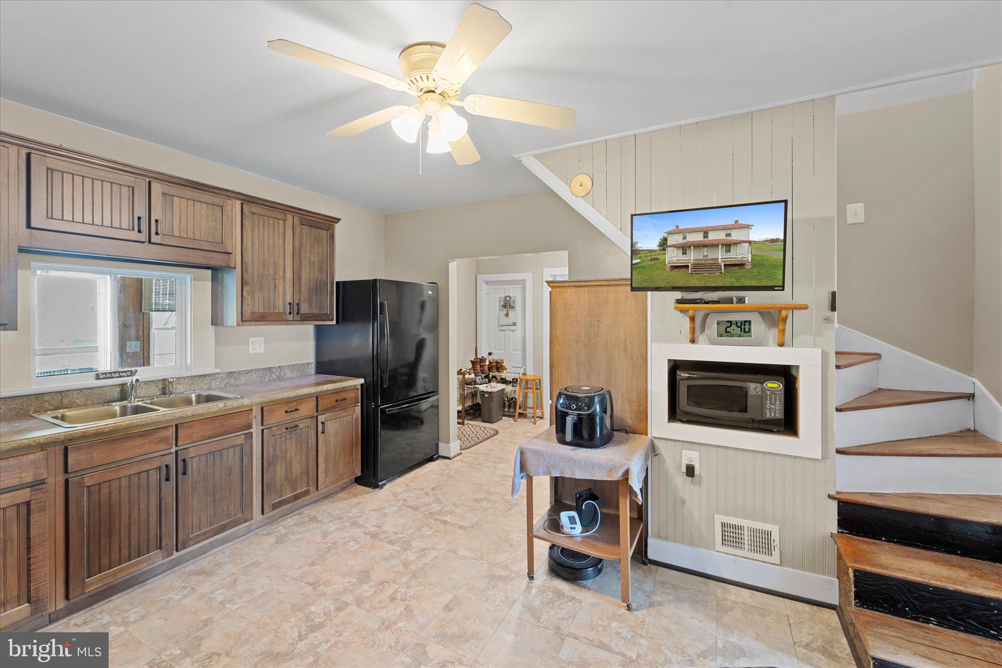 42880 Spinks Ferry Rd