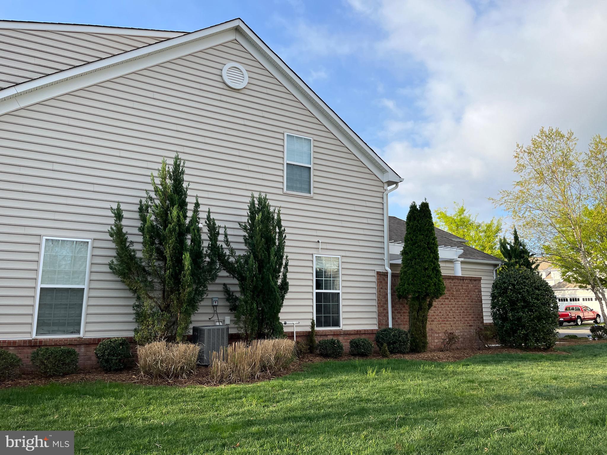 44422 Cruden Bay Dr