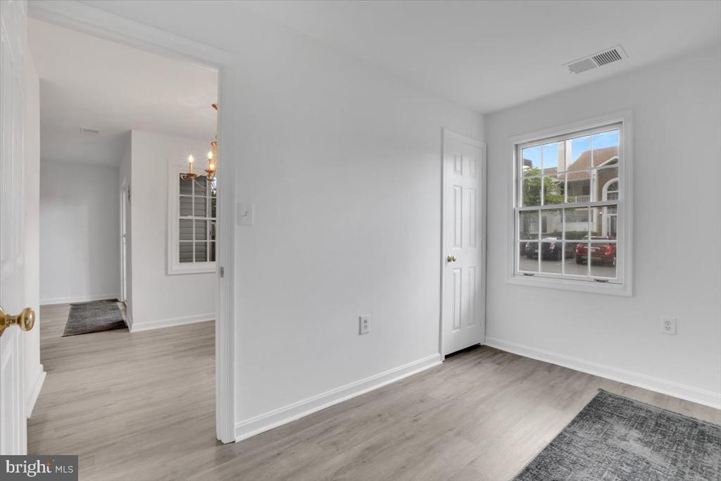 104 Westwick Ct #1