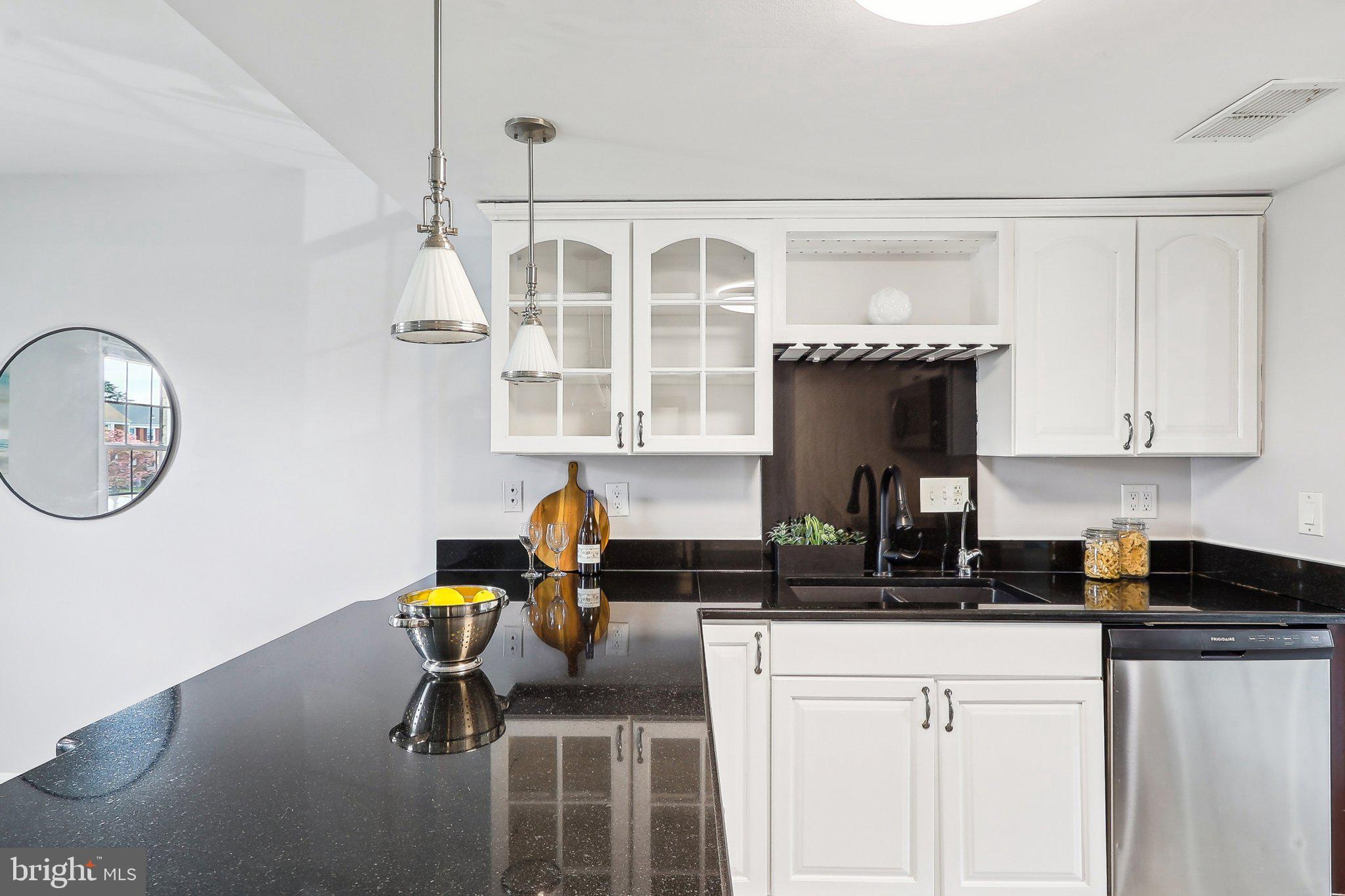 1028-B Margate Ct