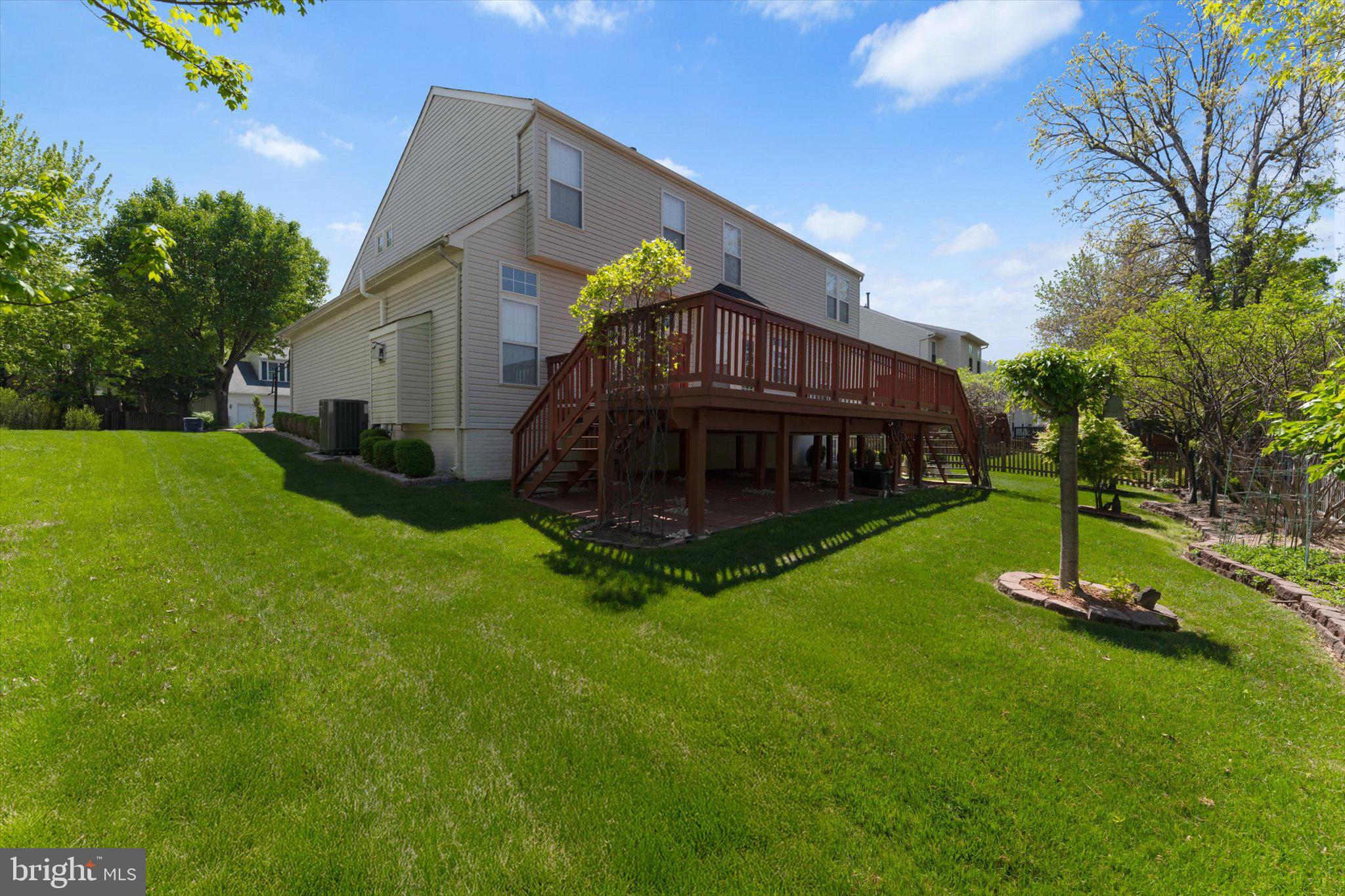 22955 ROCK HILL RD