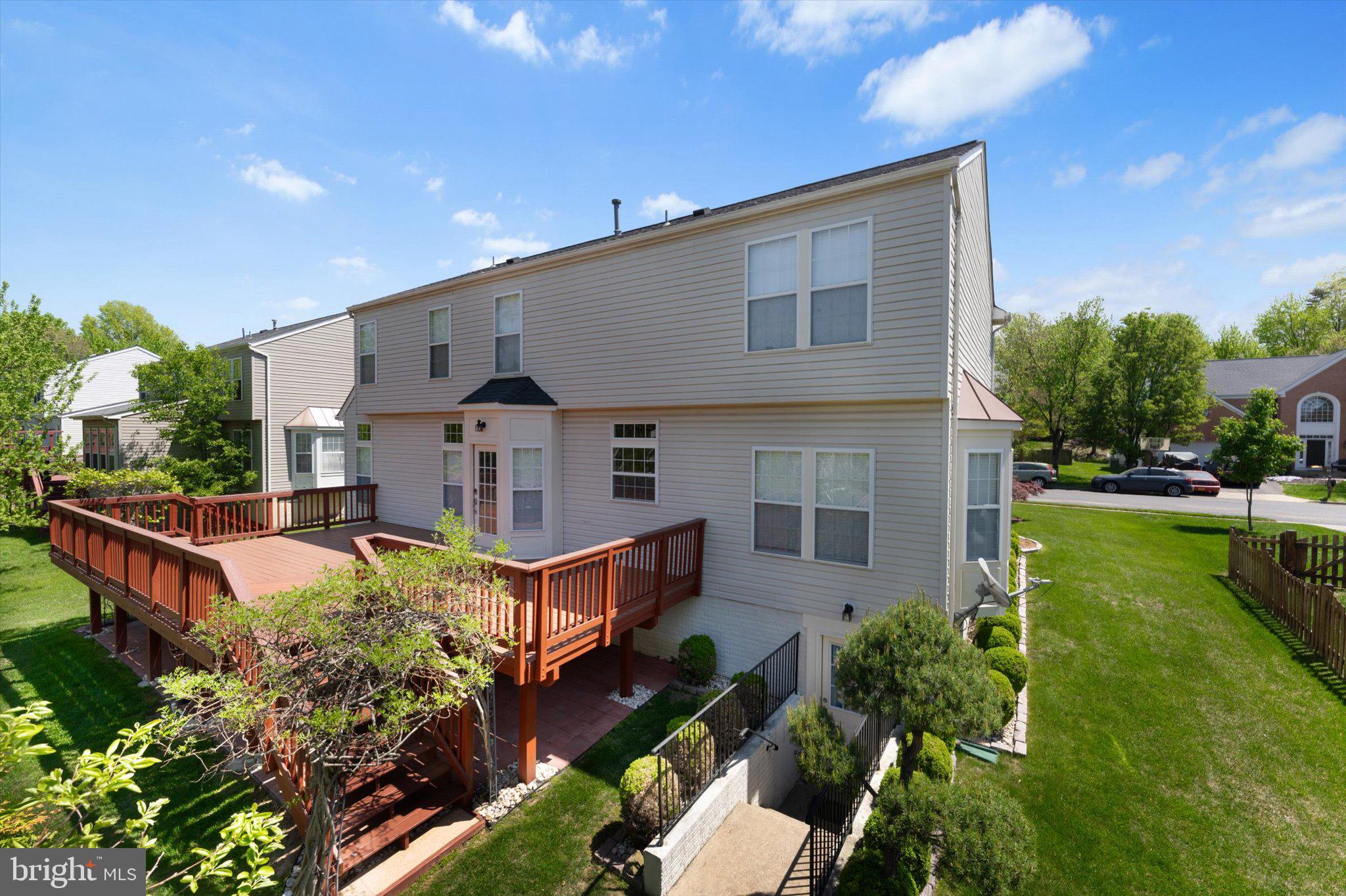 22955 ROCK HILL RD