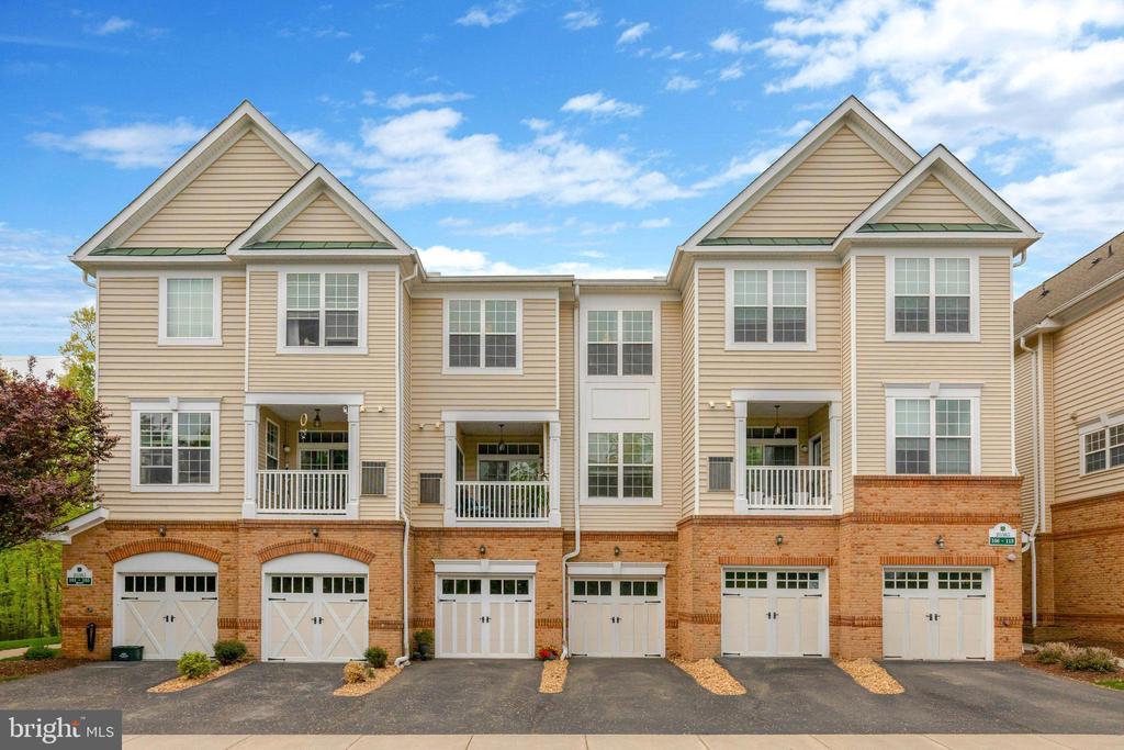 20385 Belmont Park Ter #102