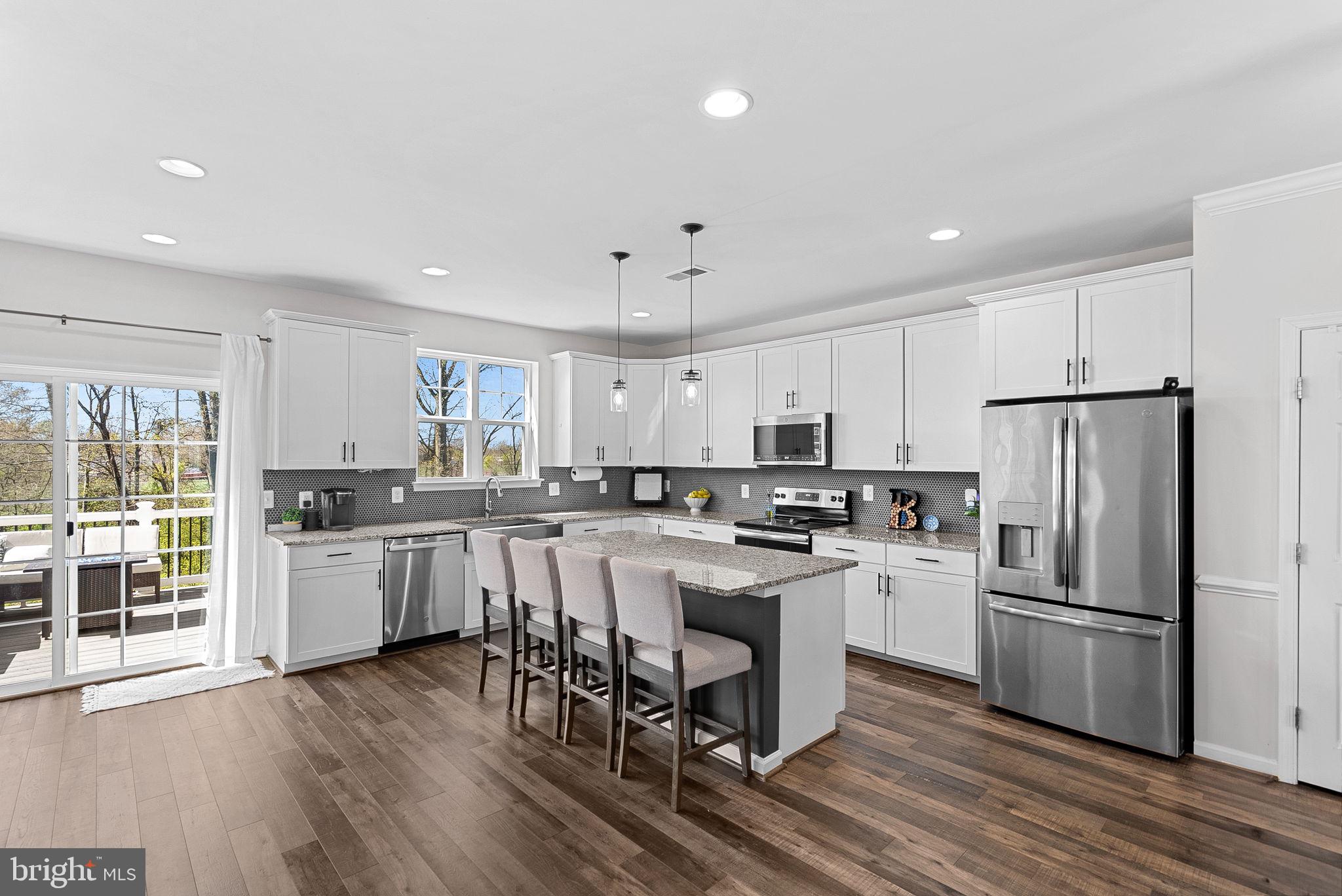 206 Upper Brook Ter