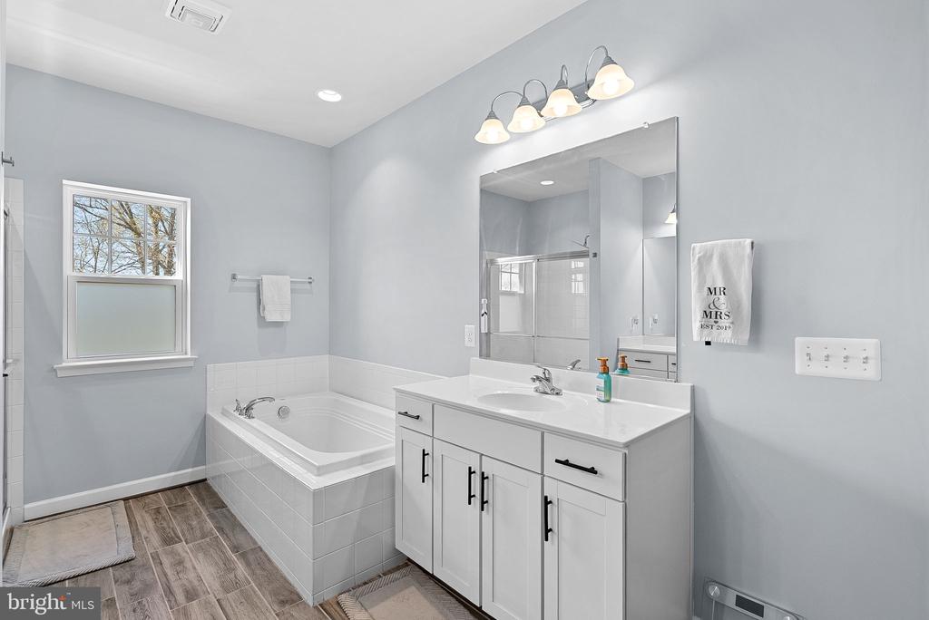 206 Upper Brook Ter