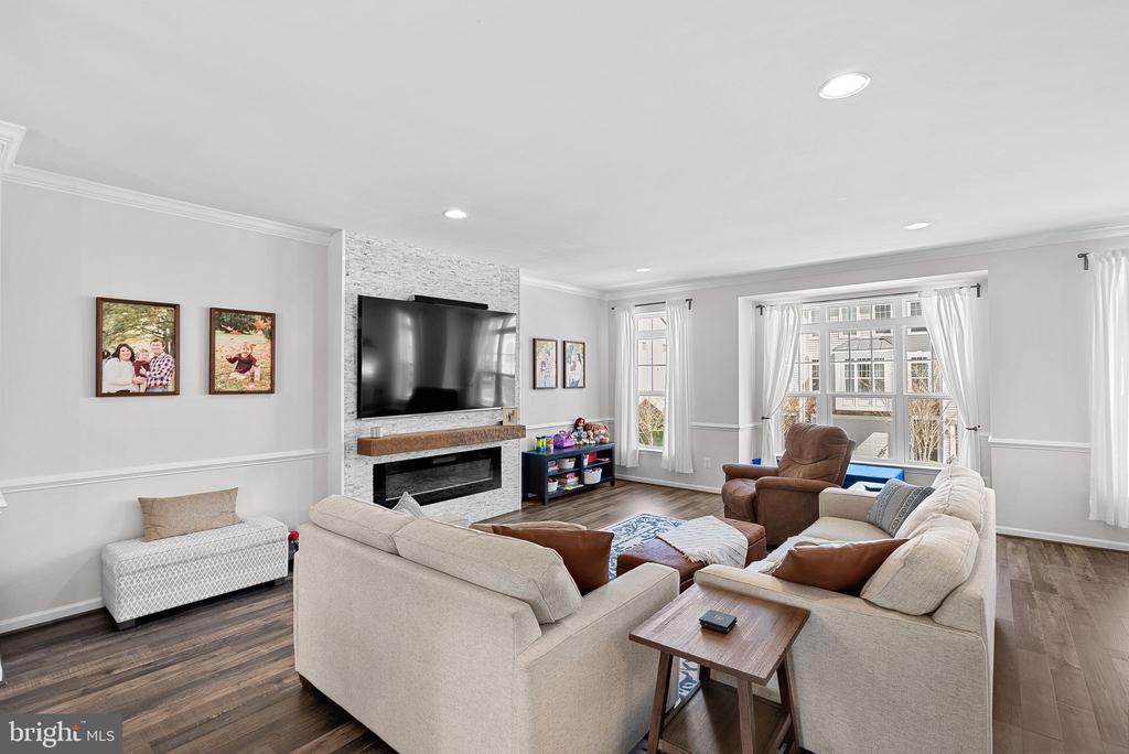 206 Upper Brook Ter