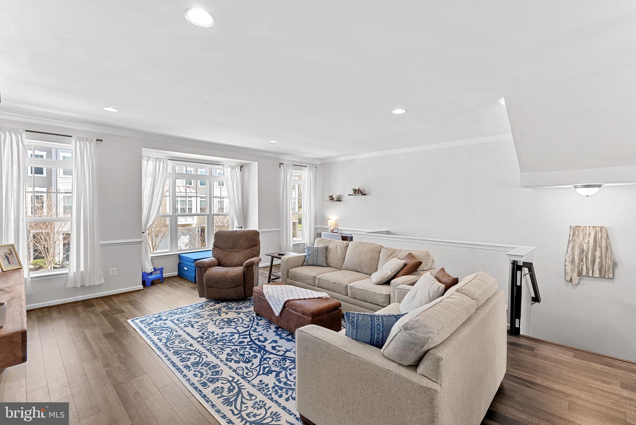 206 Upper Brook Ter