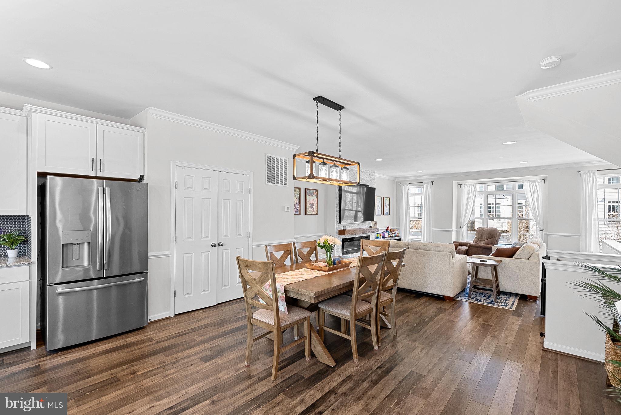 206 Upper Brook Ter