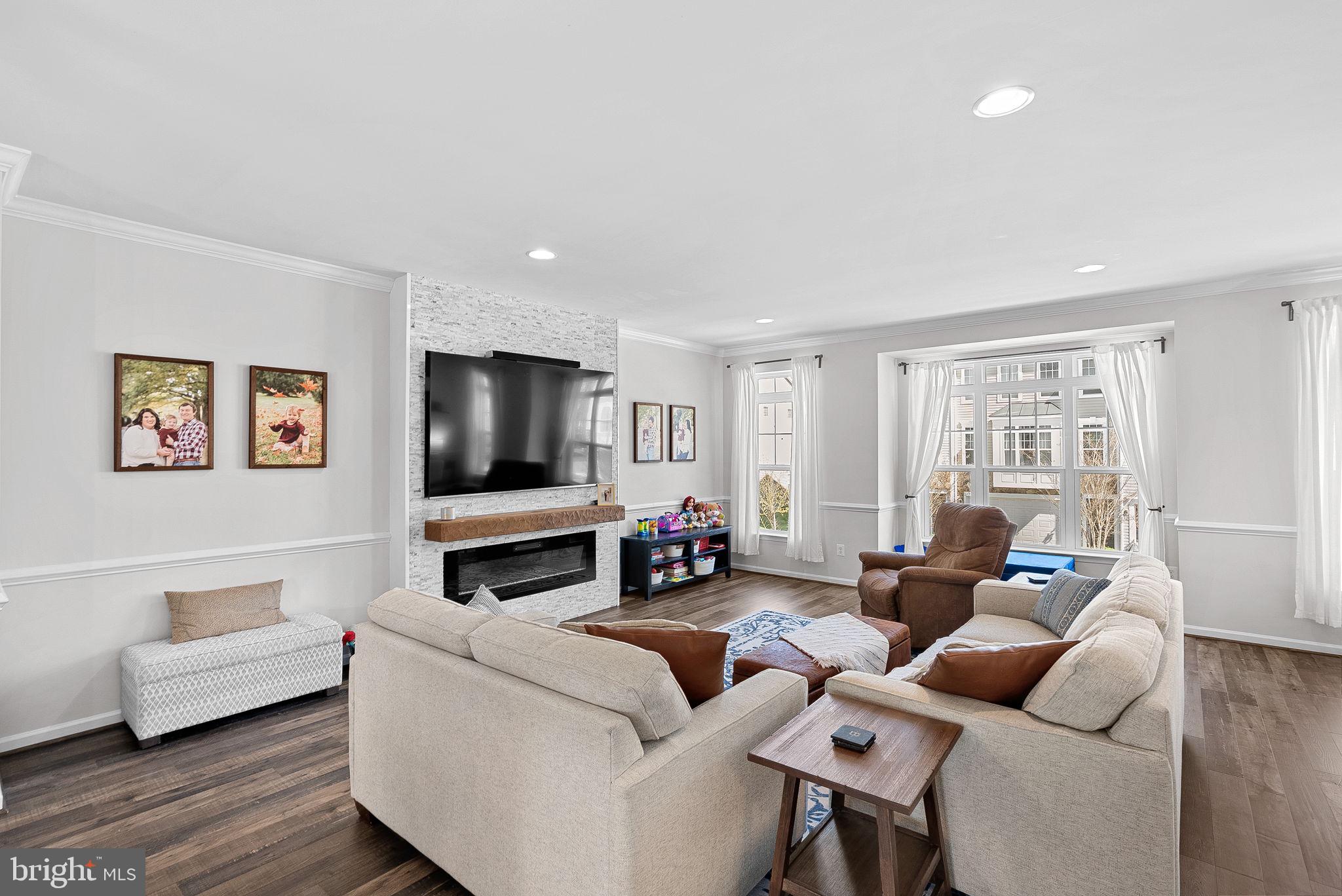 206 Upper Brook Ter