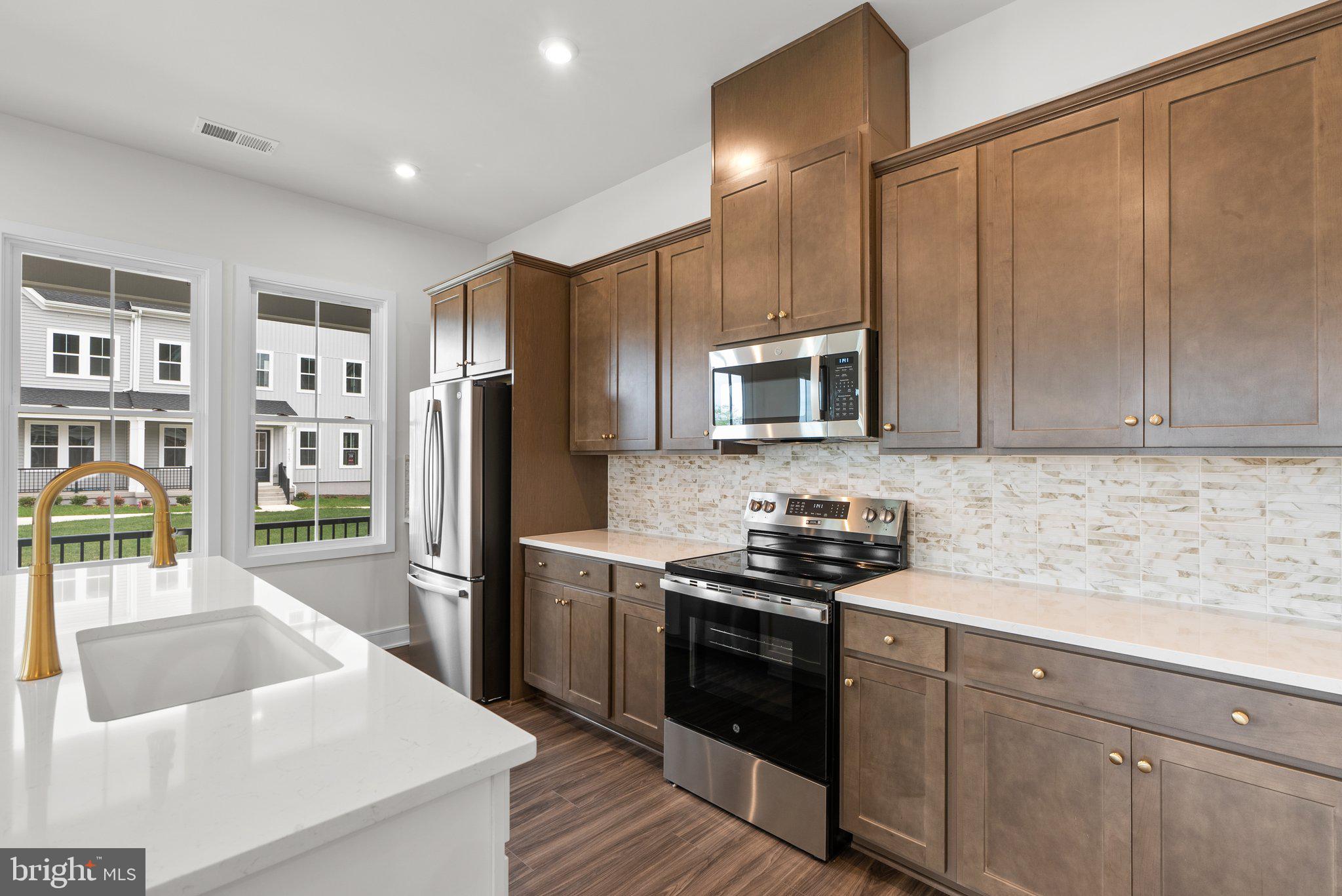 41930 Hickory Meadow Ter