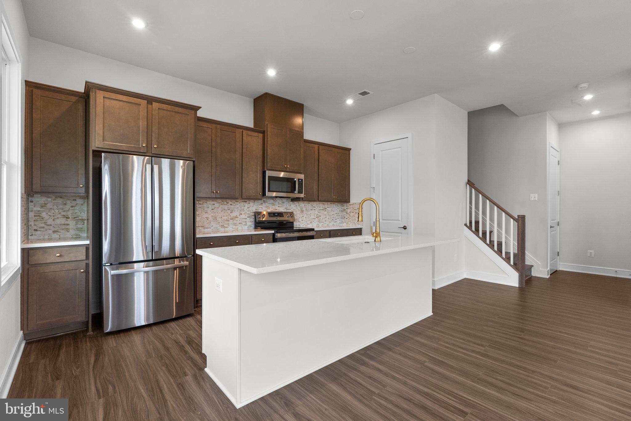 41930 Hickory Meadow Ter