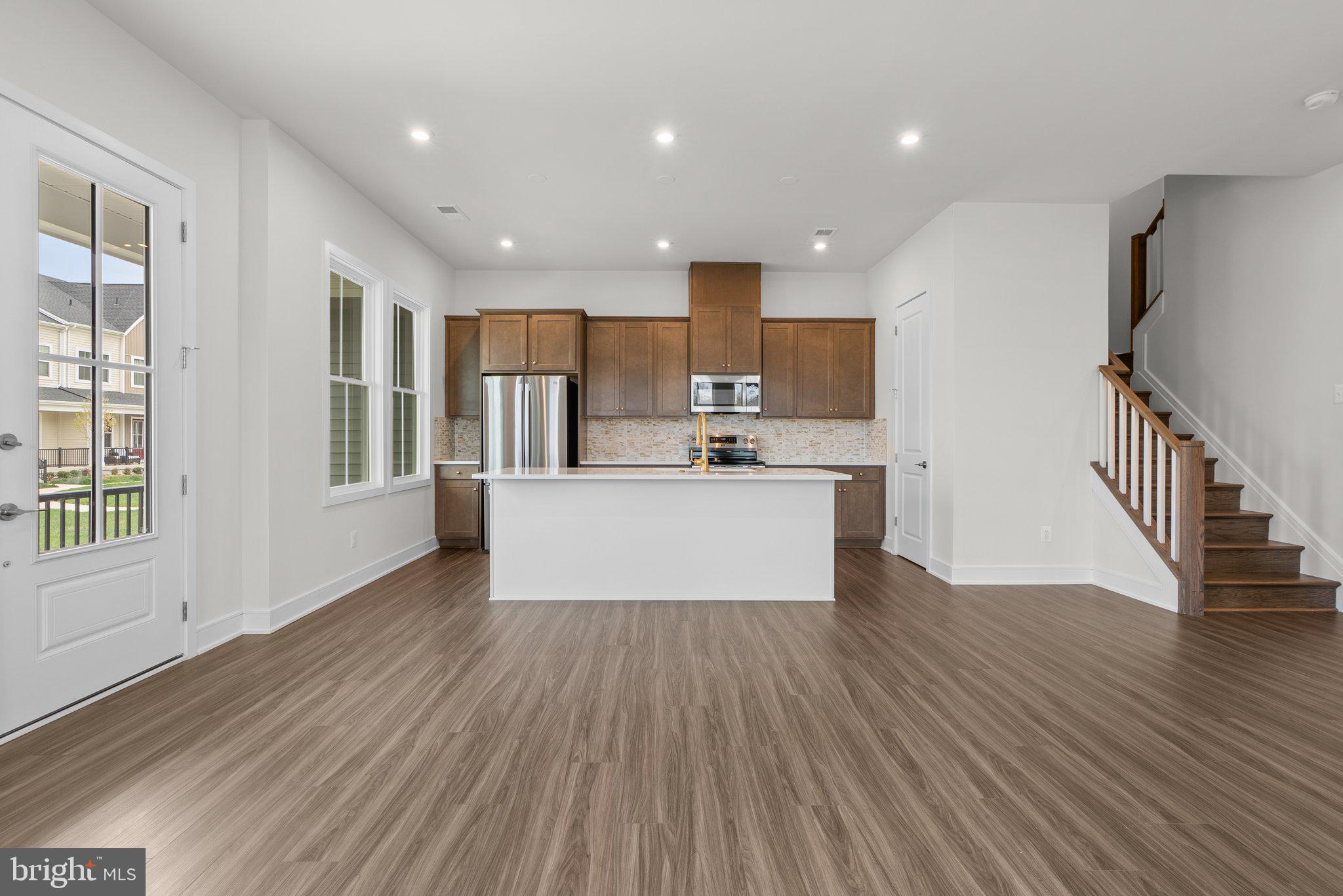 41930 Hickory Meadow Ter