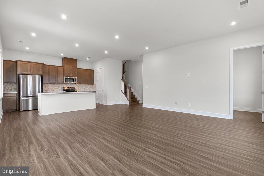 41930 Hickory Meadow Ter